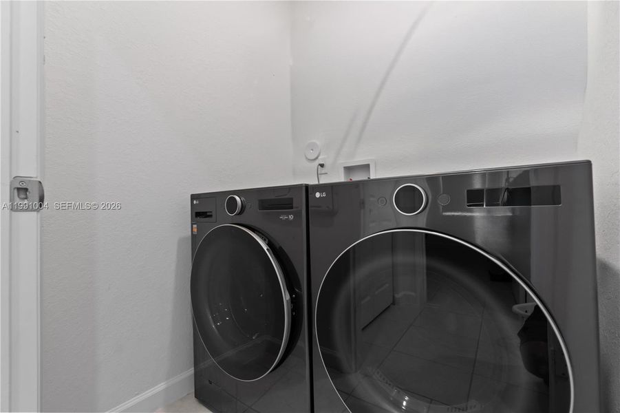 Close-up of interior finishes inside a home in , Homestead (Image 20).