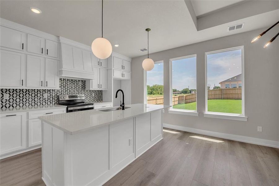 Please Note: These interior photos are not of the actual home but are of a completed one with a similar floor plan. Finishes, features, and layouts may vary. Please Note: These interior photos are not of the actual home but are of a completed one with a similar floor plan. Finishes, features, and layouts may vary.