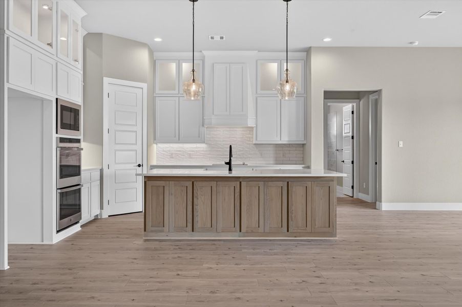 Furnished interior view inside a new home in Coyote Crossing, Godley (Image 5). Furnished interior view inside a new home in Coyote Crossing, Godley (Image 5).