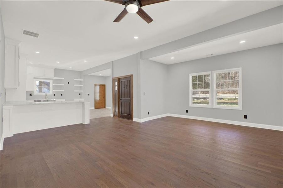 Spacious, unfurnished interior of a new home in , Rockmart (Image 20).