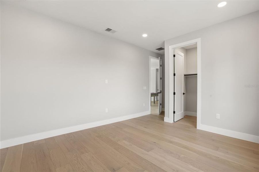 Spacious, unfurnished interior of a new home in College Park, Orlando (Image 22). Spacious, unfurnished interior of a new home in College Park, Orlando (Image 22).