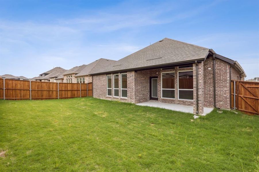 Exterior details and patio area of a home in , Celina (Image 4).