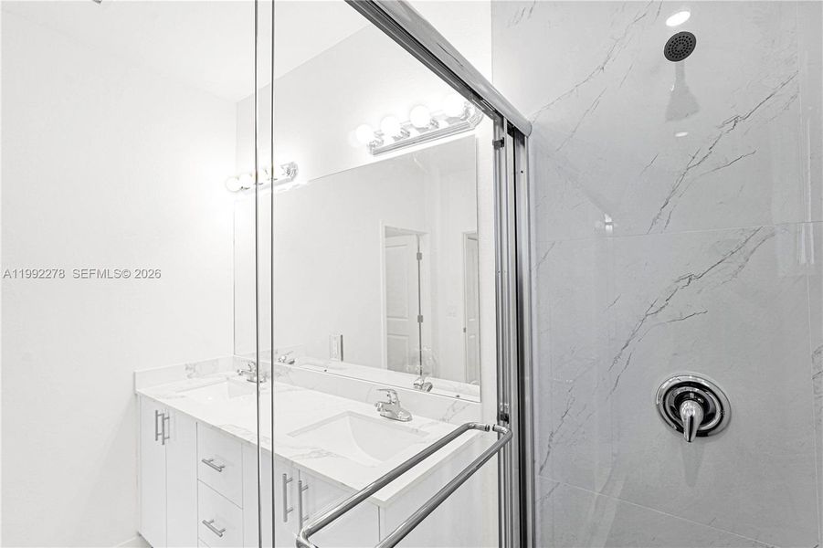 Image 96 of a home in .