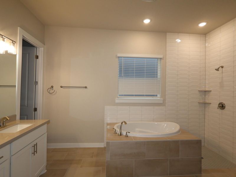 Furnished interior view inside a new home in Edgewood, Leander (Image 8). Furnished interior view inside a new home in Edgewood, Leander (Image 8).