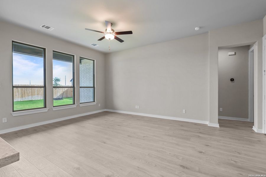 Spacious, unfurnished interior of a new home in Nopal Valley, San Antonio (Image 22). Spacious, unfurnished interior of a new home in Nopal Valley, San Antonio (Image 22).