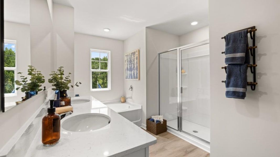 Furnished interior view inside a new home in South Wind, Union City (Image 32).