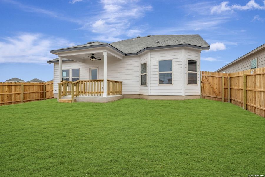 Exterior details and patio area of a home in Winding Brook, San Antonio (Image 4).