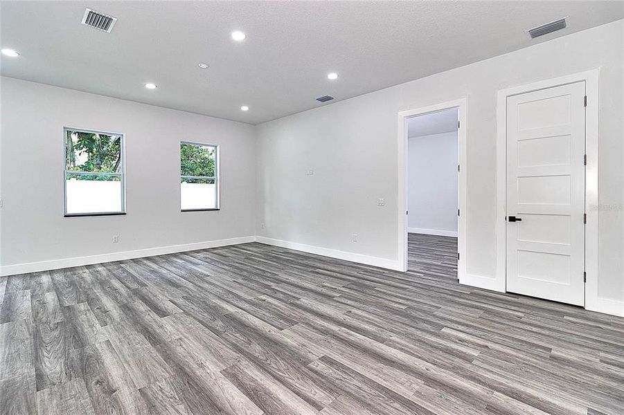 Spacious, unfurnished interior of a new home in , Clearwater (Image 40). Spacious, unfurnished interior of a new home in , Clearwater (Image 40).