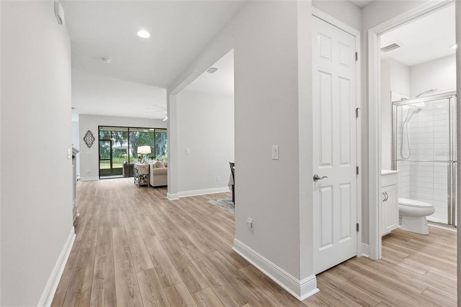 Spacious, unfurnished interior of a new home in Hawkstone, Lithia (Image 24).