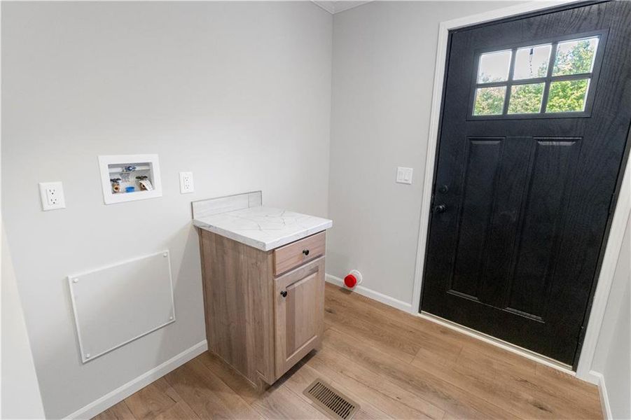 Furnished interior view inside a new home in , Clarkesville (Image 9).
