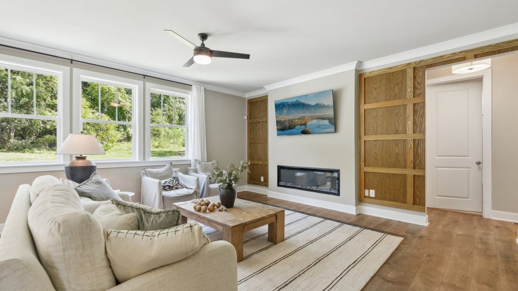 Representative furnished interior of a home built from the Jamestown by D.R. Horton in Fountain View, Ormond Beach (Image 6).