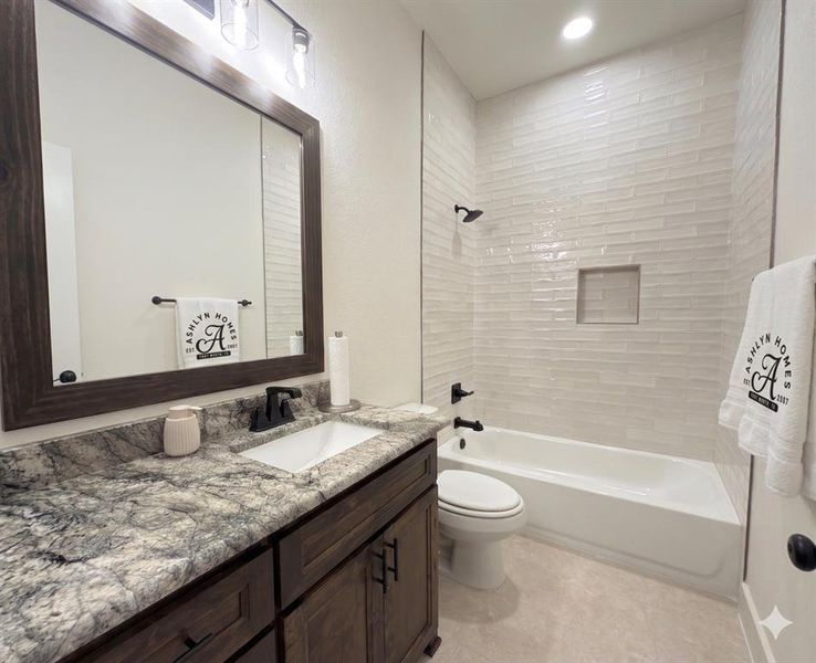 Furnished interior view inside a new home in The Ranches At Valley View, Springtown (Image 5).