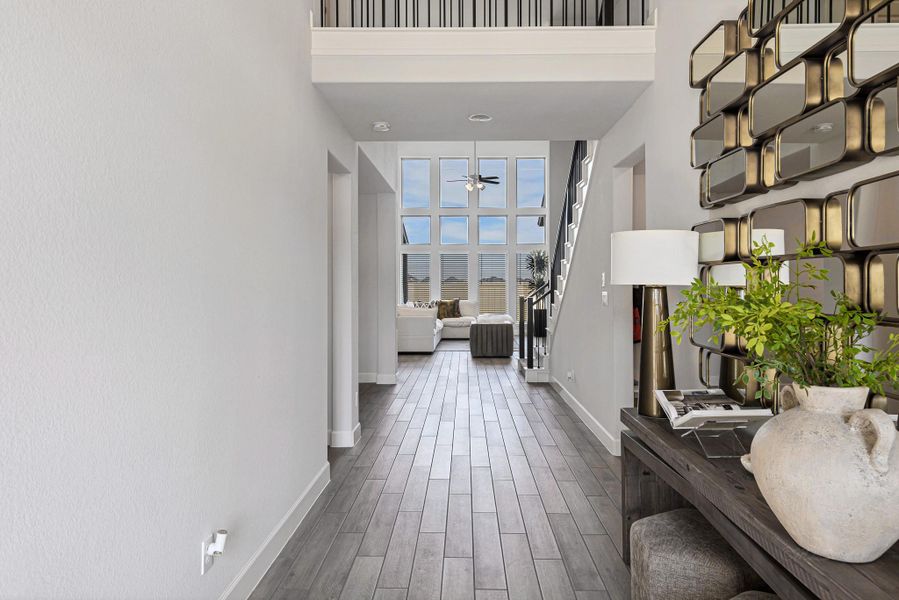 Furnished interior view inside a new home in Cross Creek West 55', Fulshear (Image 39). Furnished interior view inside a new home in Cross Creek West 55', Fulshear (Image 39).