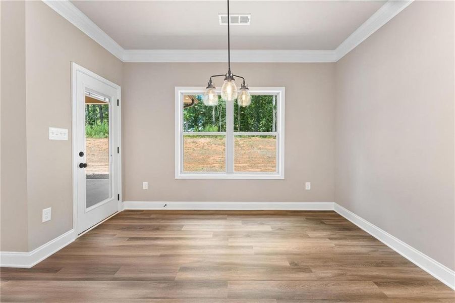 Spacious, unfurnished interior of a new home in , Jefferson (Image 33).