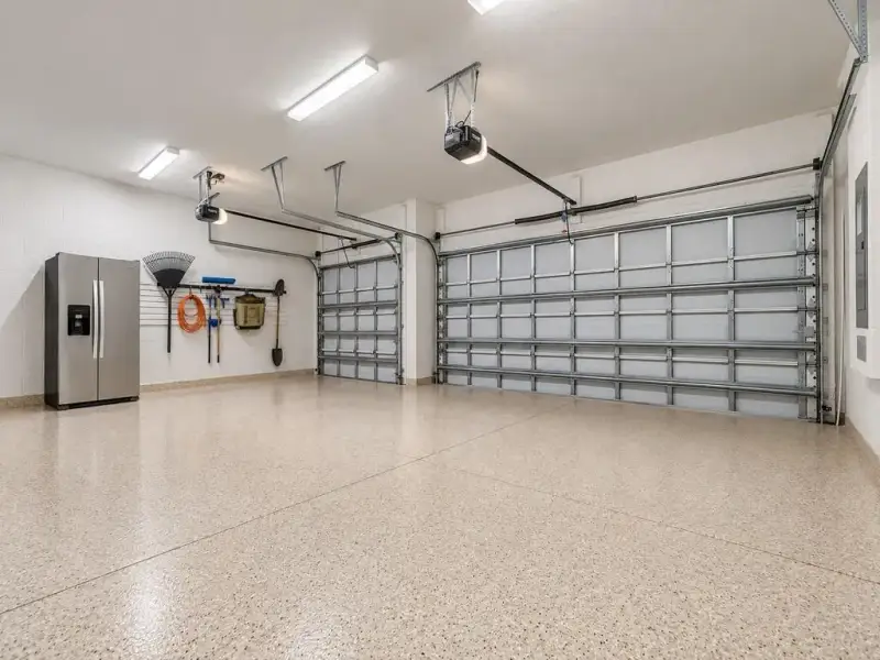 3 car Garage