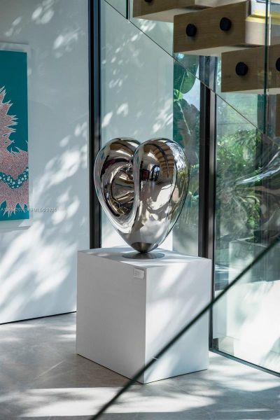 Close-up of interior finishes inside a home in , Miami Beach (Image 19).