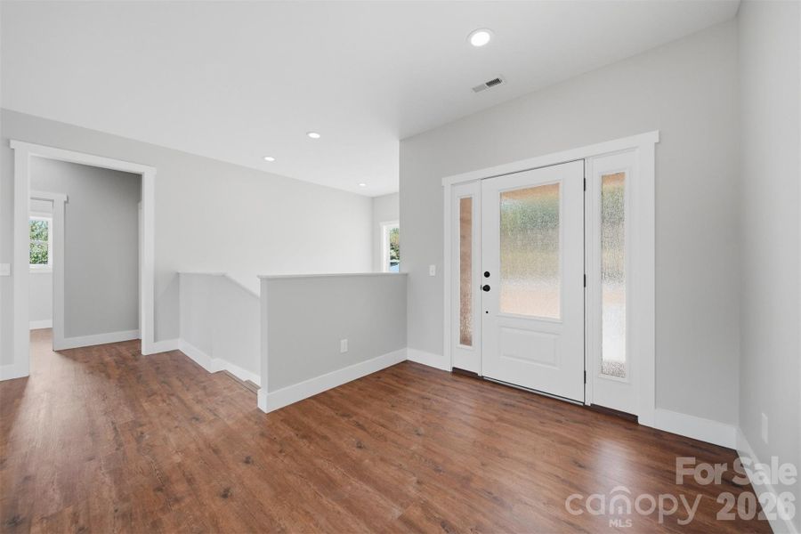Spacious, unfurnished interior of a new home in , Lenoir (Image 19).
