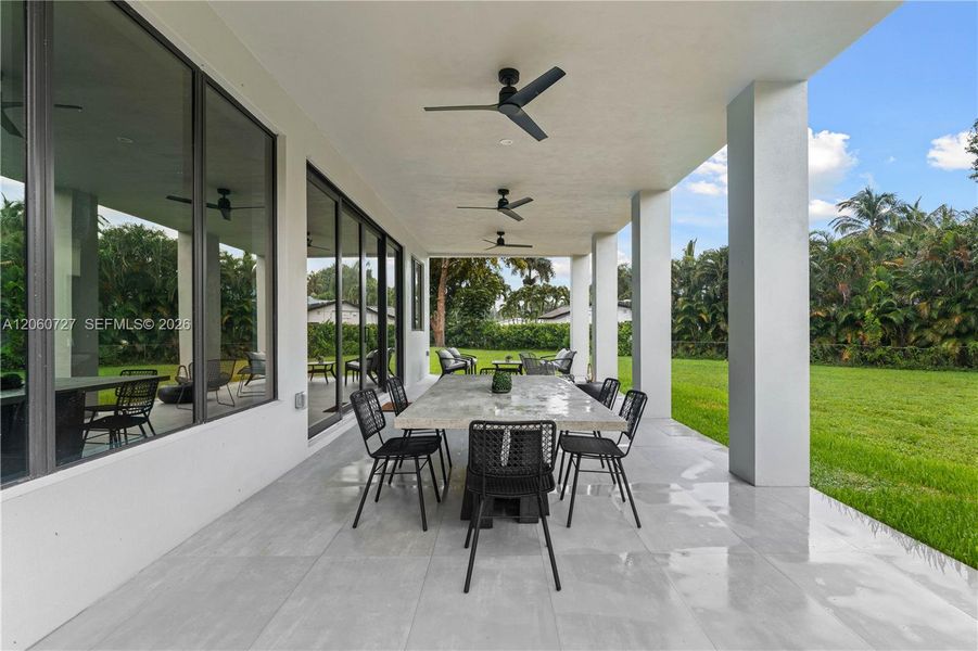 Exterior details and patio area of a home in , Plantation (Image 24).