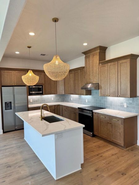 Furnished interior view inside a new home in , Freeport (Image 7).