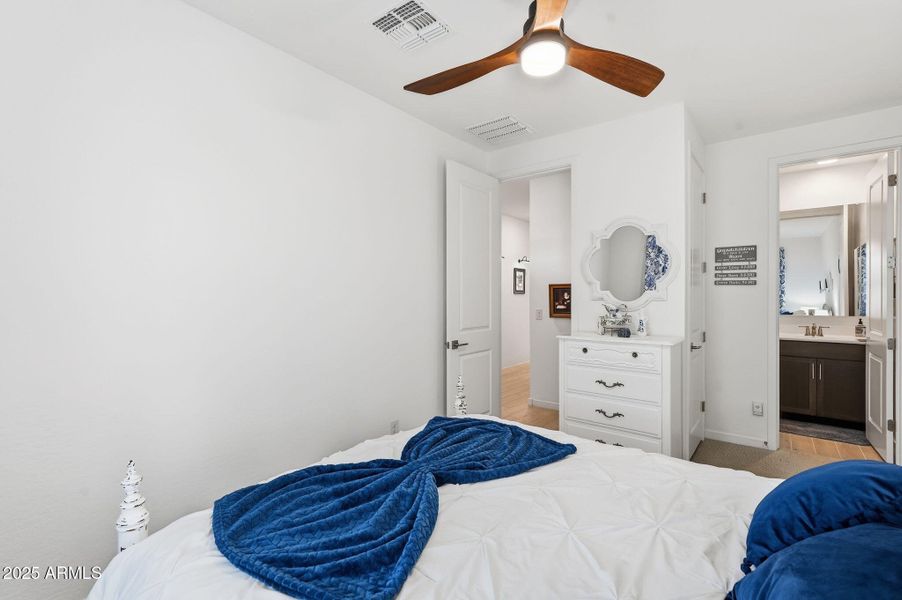 32-web-or-mls-032_ListerPros 32-web-or-mls-032_ListerPros