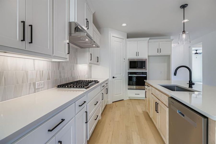 Furnished interior view inside a new home in Mosaic 40s, Celina (Image 9).