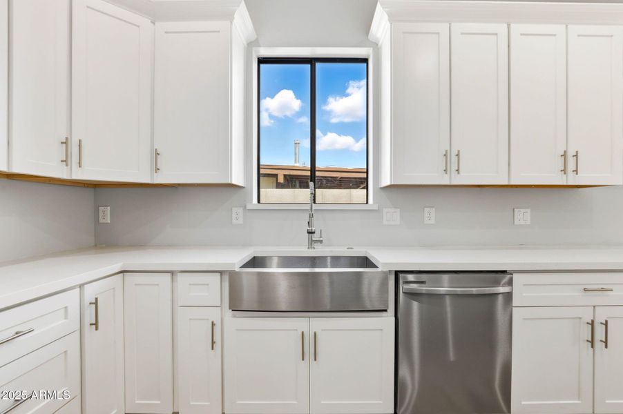 23-web-or-mls-415 S Robert Rd Tempe, AZ