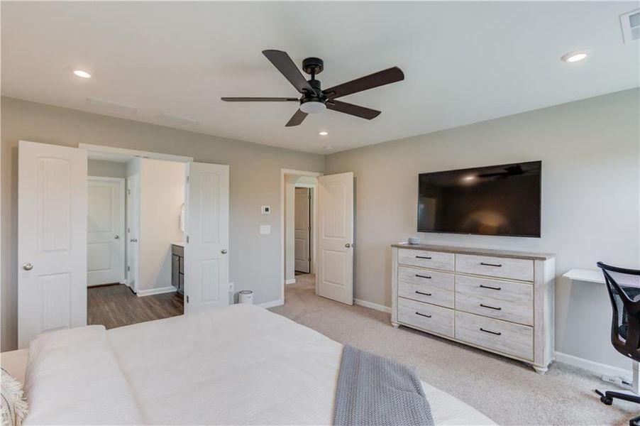 Image 25 of a home in Twin Lakes.