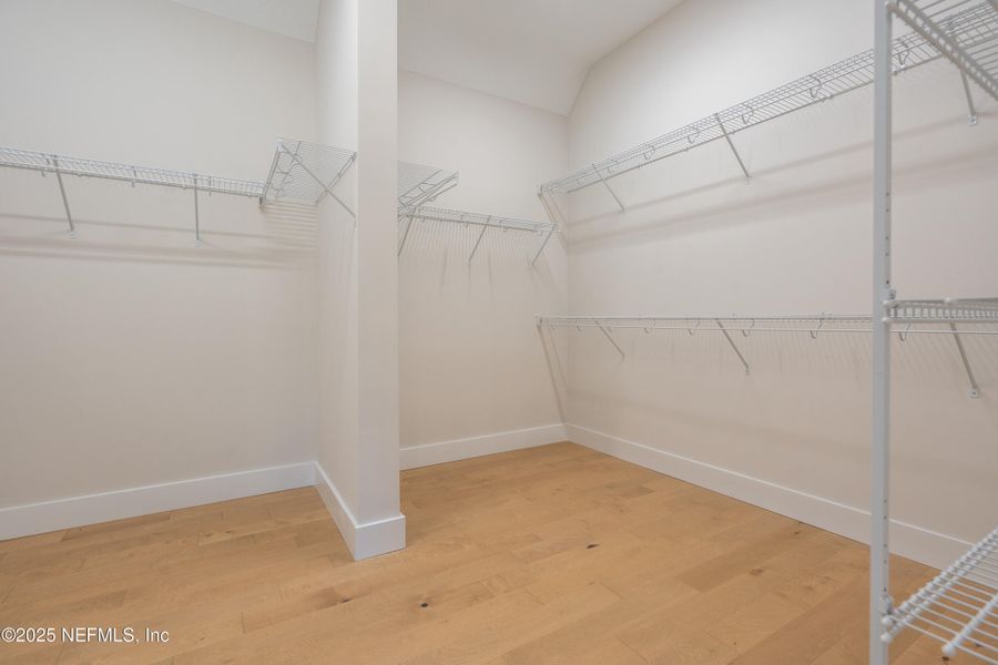 Spacious, unfurnished interior of a new home in SilverLeaf, St. Augustine (Image 32).