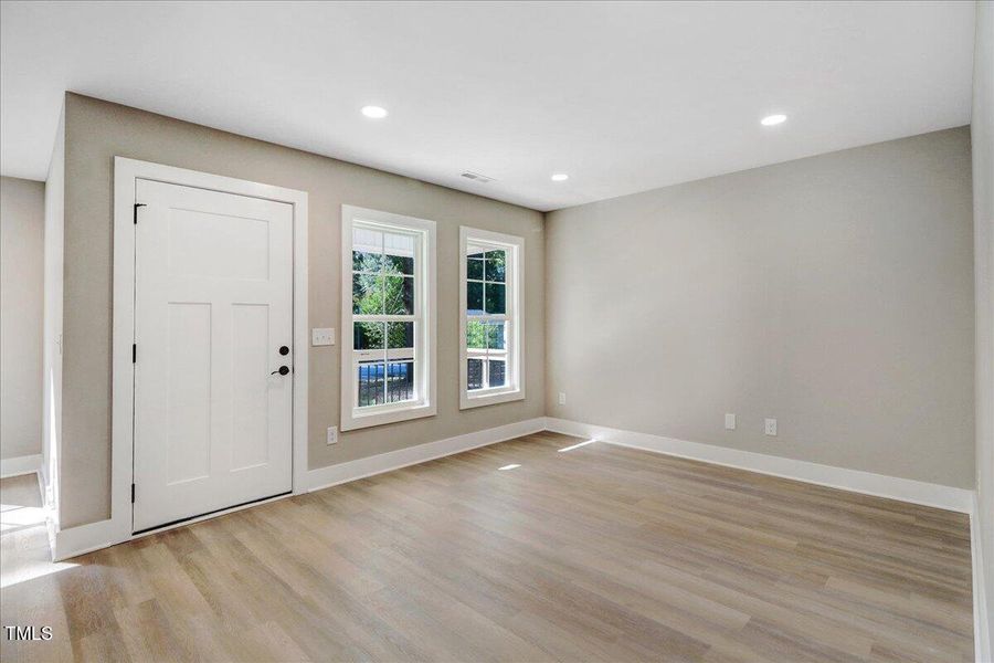 17-1201 Crawford St S-17 17-1201 Crawford St S-17