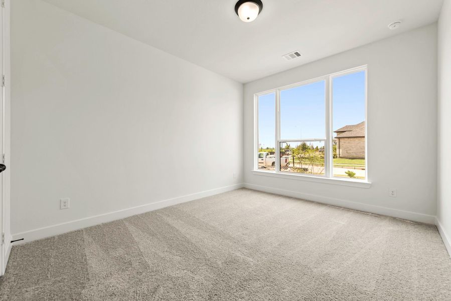 Spacious, unfurnished interior of a new home in Jubilee - 60', Hockley (Image 16).