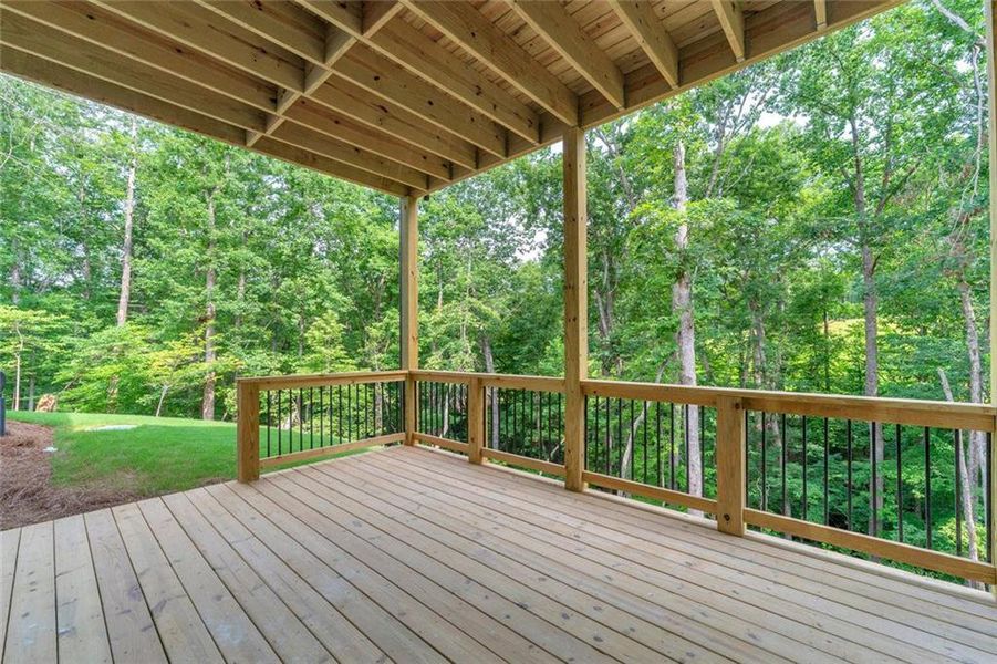 Exterior details and patio area of a home in , Gainesville (Image 3).