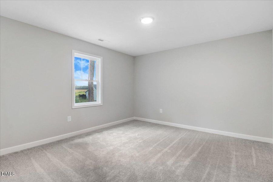 33-105 Baileys Pl-33