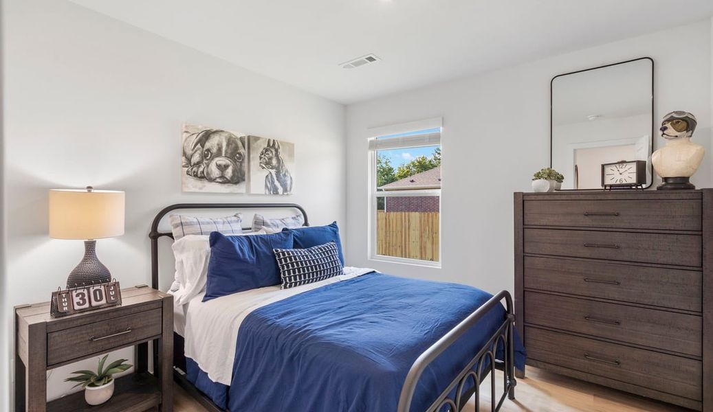 Representative furnished interior of a home built from the Huntsville by D.R. Horton in The Islands, Beech Island (Image 19).