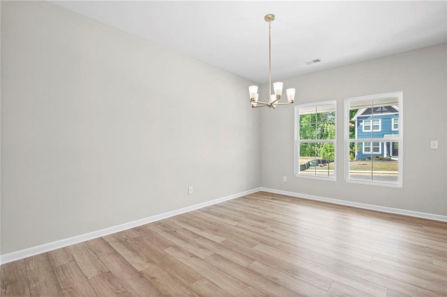Spacious, unfurnished interior of a new home in Sage Woods, Dallas (Image 14).