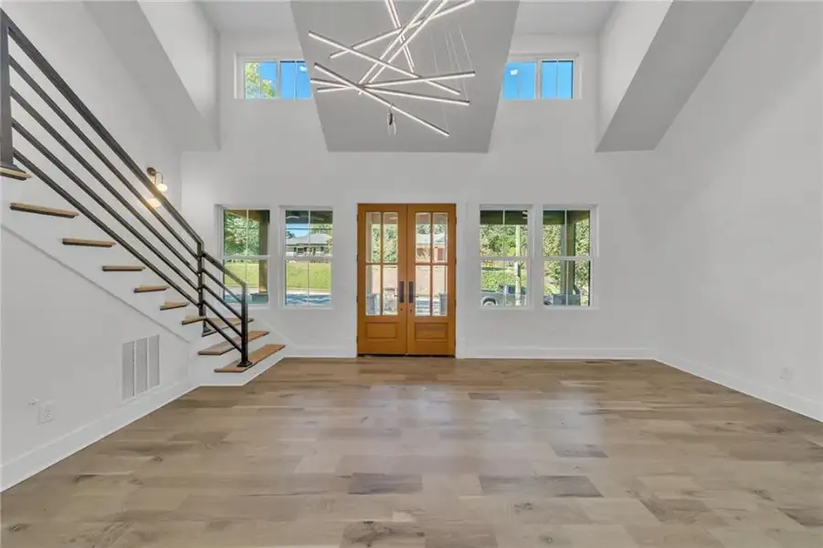 Spacious, unfurnished interior of a new home in , College Park (Image 20).