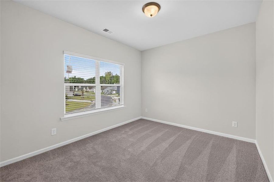 Spacious, unfurnished interior of a new home in Jones Ridge, Dallas (Image 37).