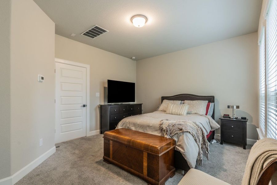Furnished interior view inside a new home in , Houston (Image 25). Furnished interior view inside a new home in , Houston (Image 25).