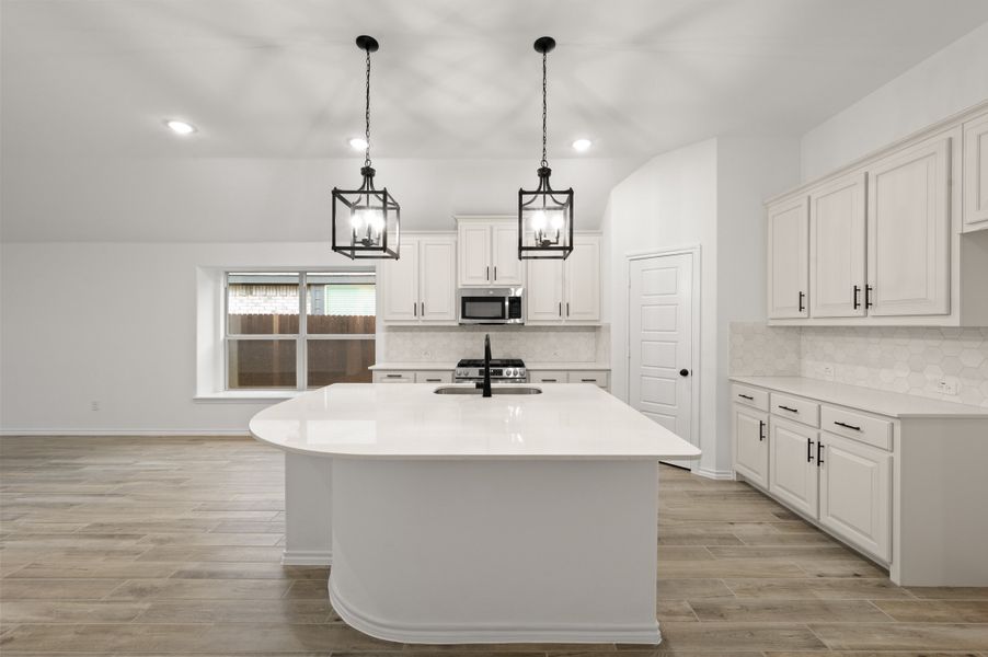 Furnished interior view inside a new home in Chisholm Hills, Cleburne (Image 6). Furnished interior view inside a new home in Chisholm Hills, Cleburne (Image 6).