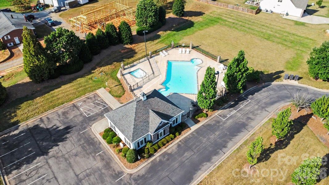 Community amenities in , China Grove (Image 30). Community amenities in , China Grove (Image 30).