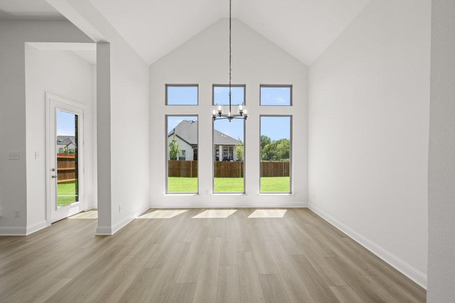 Spacious, unfurnished interior of a new home in Redden Farms, Midlothian (Image 27).