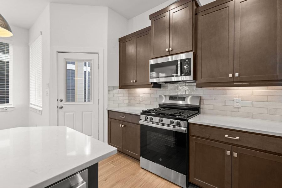 REPRESENTATIVE OF FLOOR PLAN ONLY