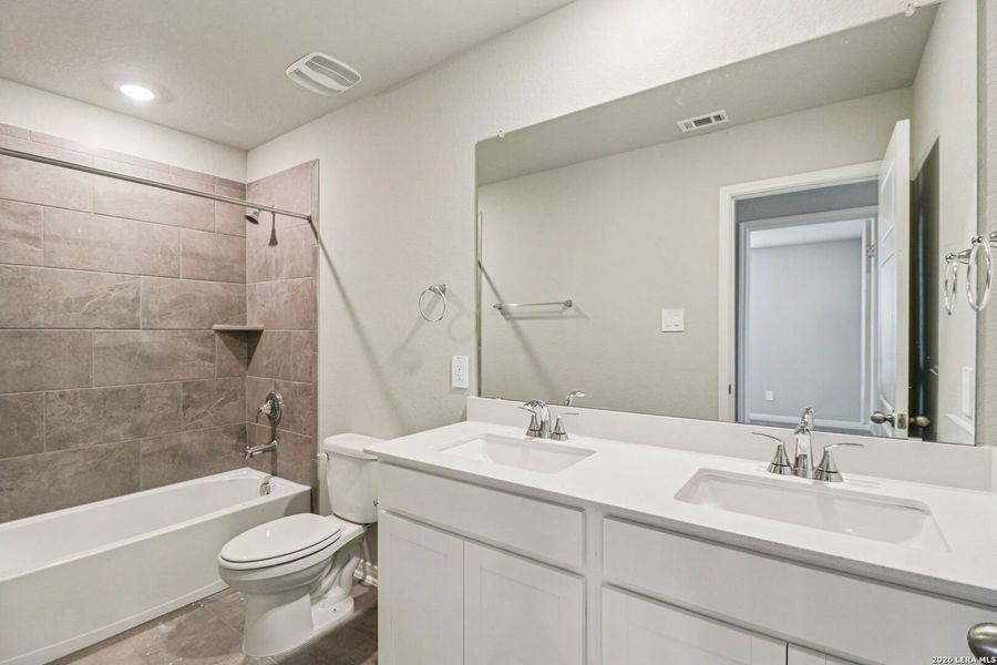 Furnished interior view inside a new home in Sagebrooke - Premier Series, San Antonio (Image 8).