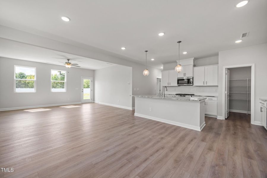 Image 21 of a home in Woodland Crossing.