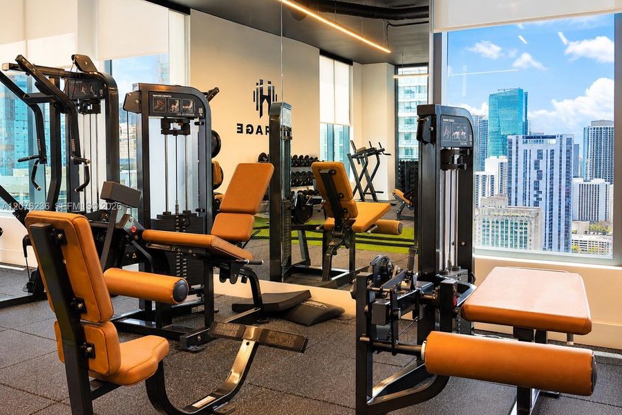Community amenities in , Miami (Image 10).
