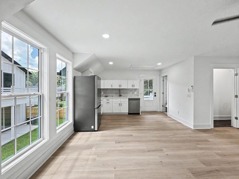 Spacious, unfurnished interior of a new home in , Hanahan (Image 62). Spacious, unfurnished interior of a new home in , Hanahan (Image 62).