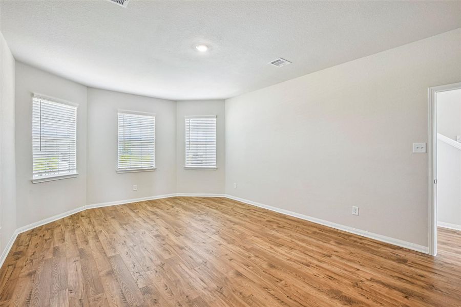 Spacious, unfurnished interior of a new home in Trails at Cochran Ranch, Waller (Image 31). Spacious, unfurnished interior of a new home in Trails at Cochran Ranch, Waller (Image 31).
