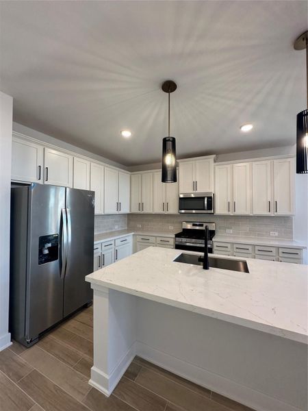 Furnished interior view inside a new home in Cross Creek West, Fulshear (Image 12).