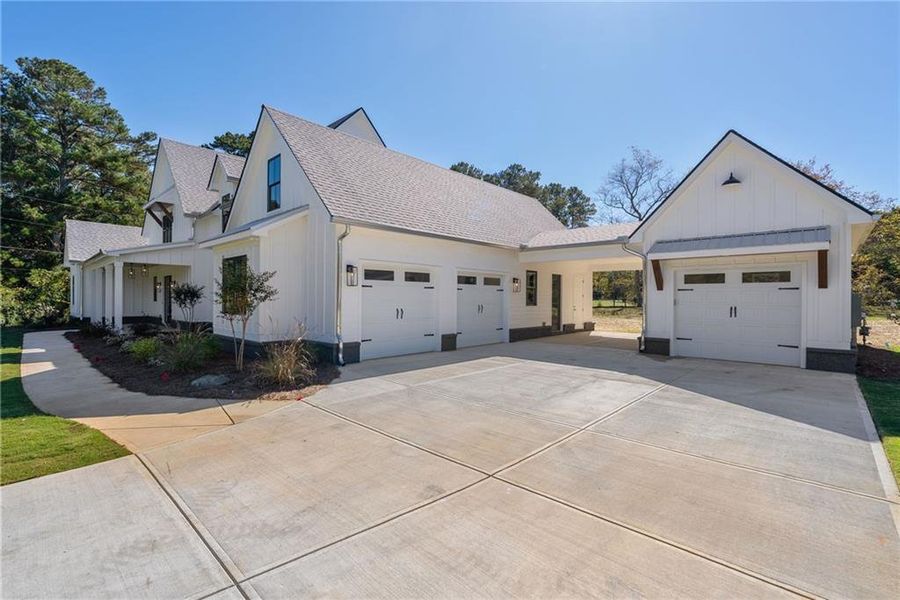 Exterior details and patio area of a home in , Woodstock (Image 32).