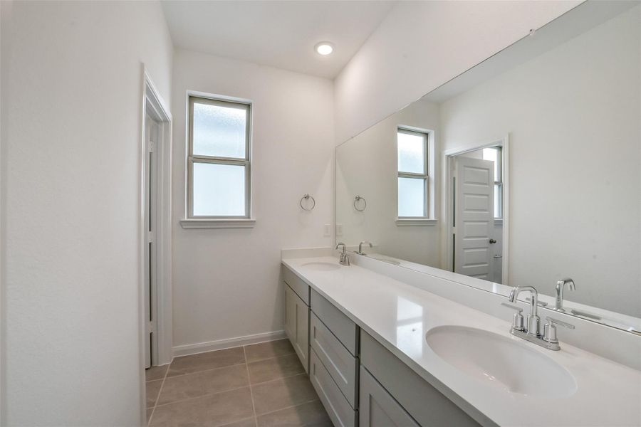 Furnished interior view inside a new home in Anderson Lake, Houston (Image 8).
