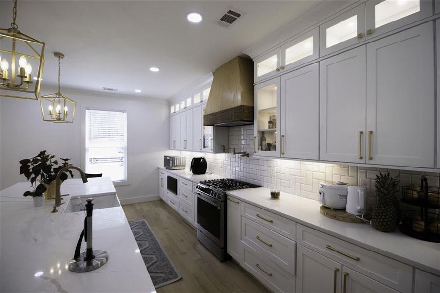 Furnished interior view inside a new home in , Loganville (Image 28).